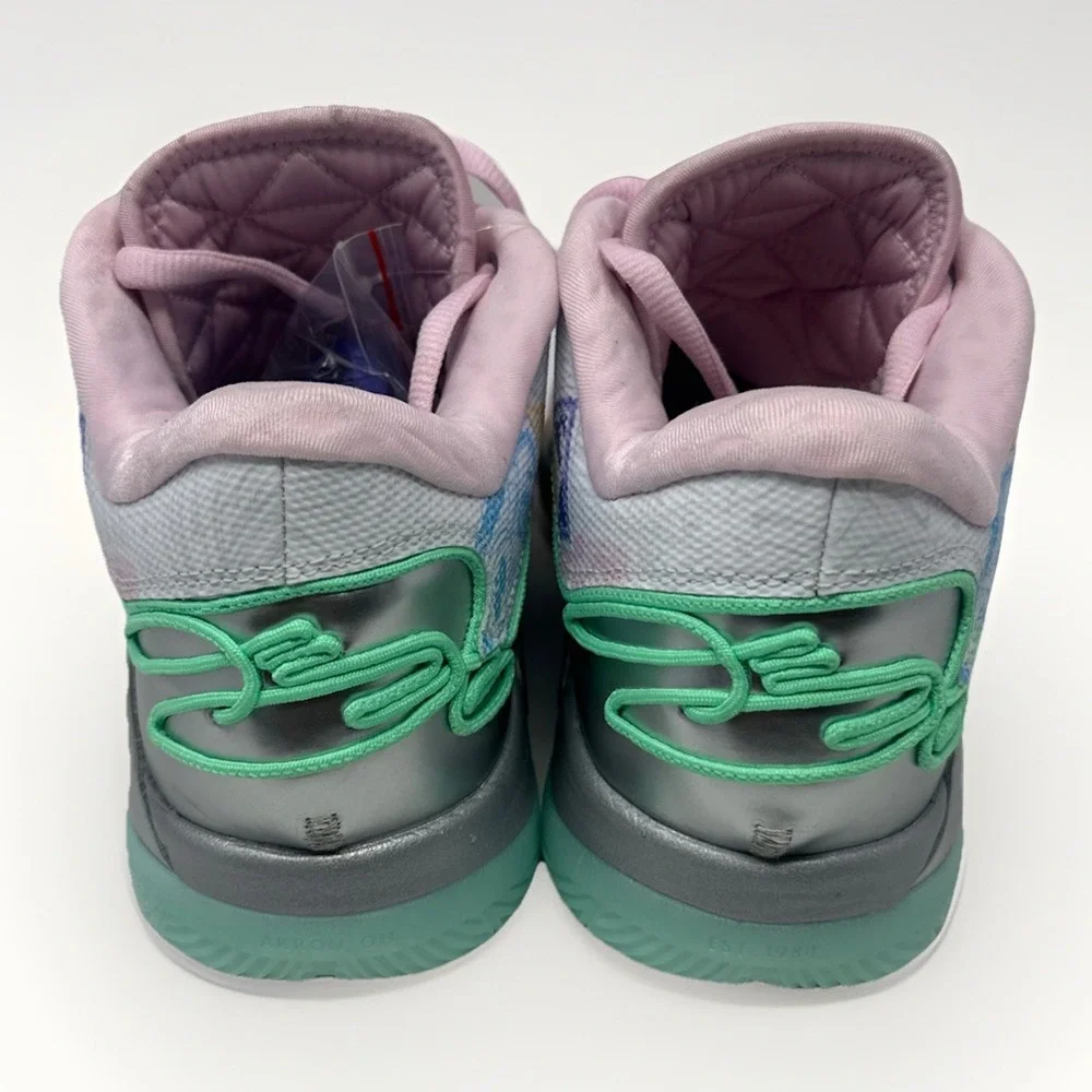 Nike LeBron James XXII x Monopoly 